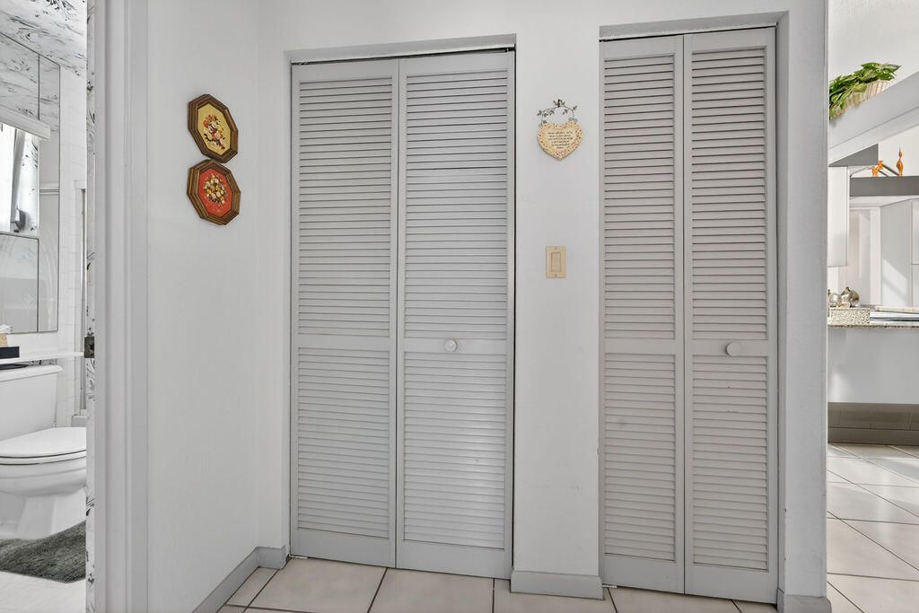 6045 Sunny Pointe Circle, Delray Beach, FL 33484 Photo