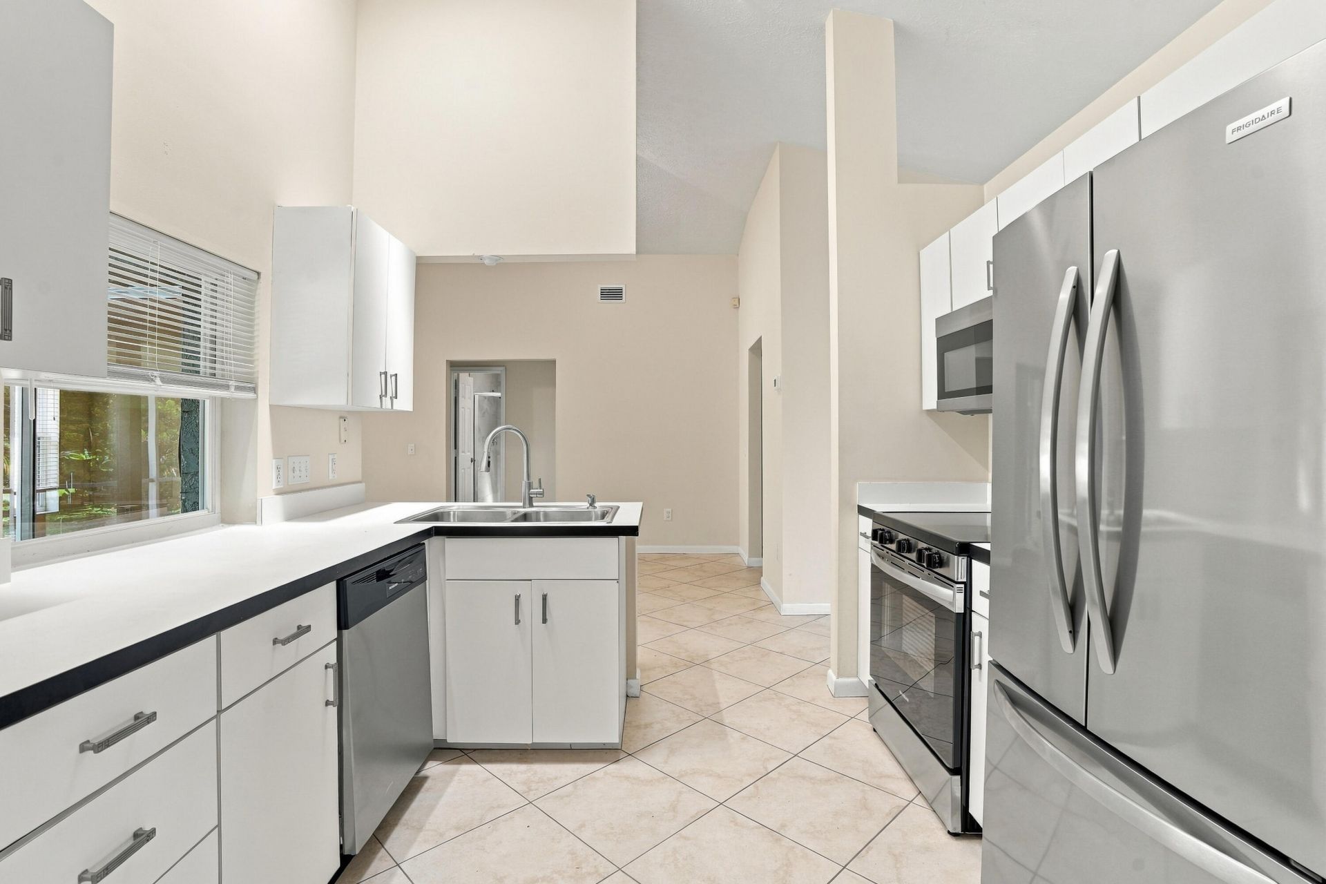 261 SW Parish Terrace, Port Saint Lucie, FL 34984 Photo