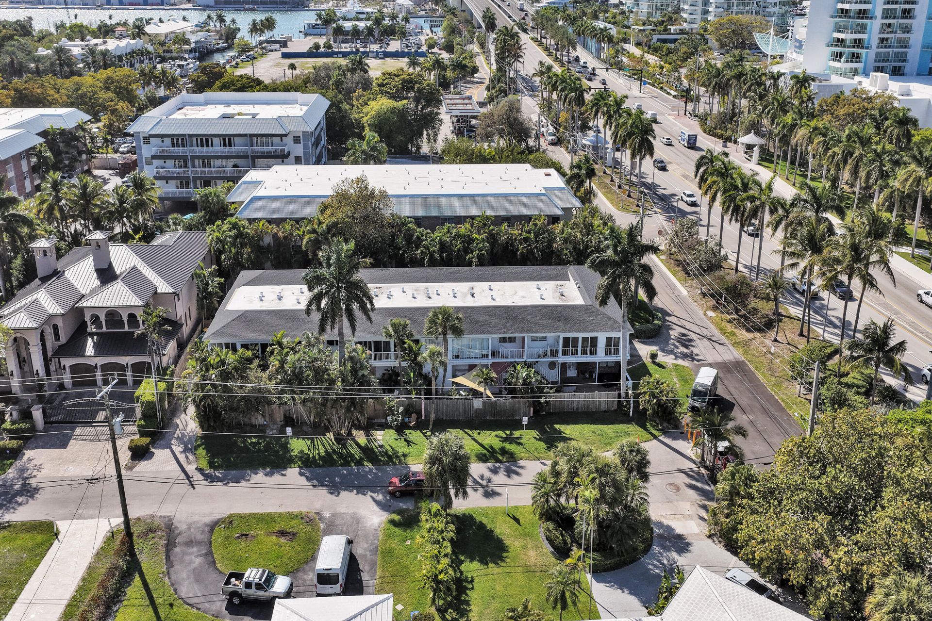 2430 SE 17th Street, Unit G, Fort Lauderdale, FL 33316 Photo