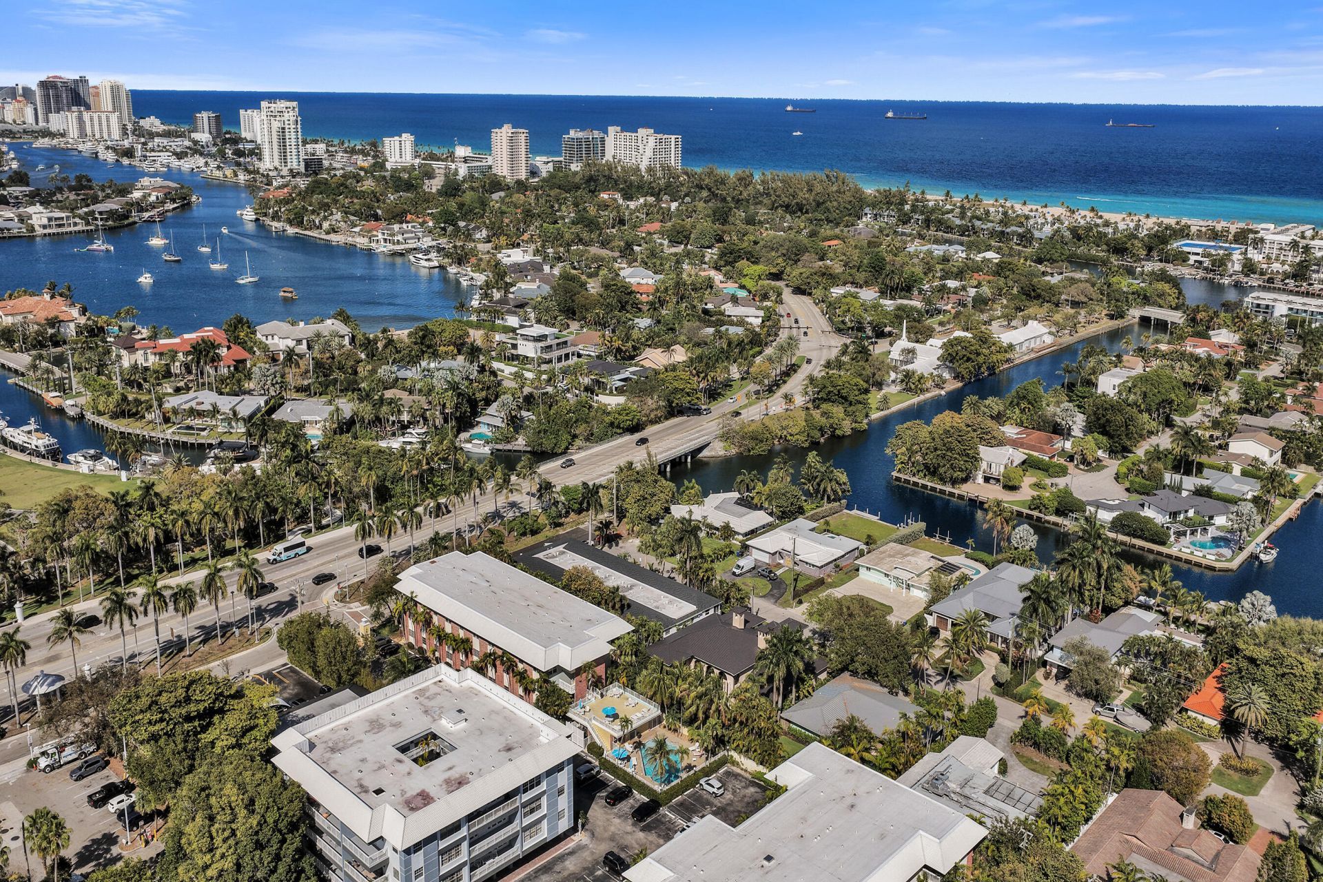 2430 SE 17th Street, Unit G, Fort Lauderdale, FL 33316 Photo