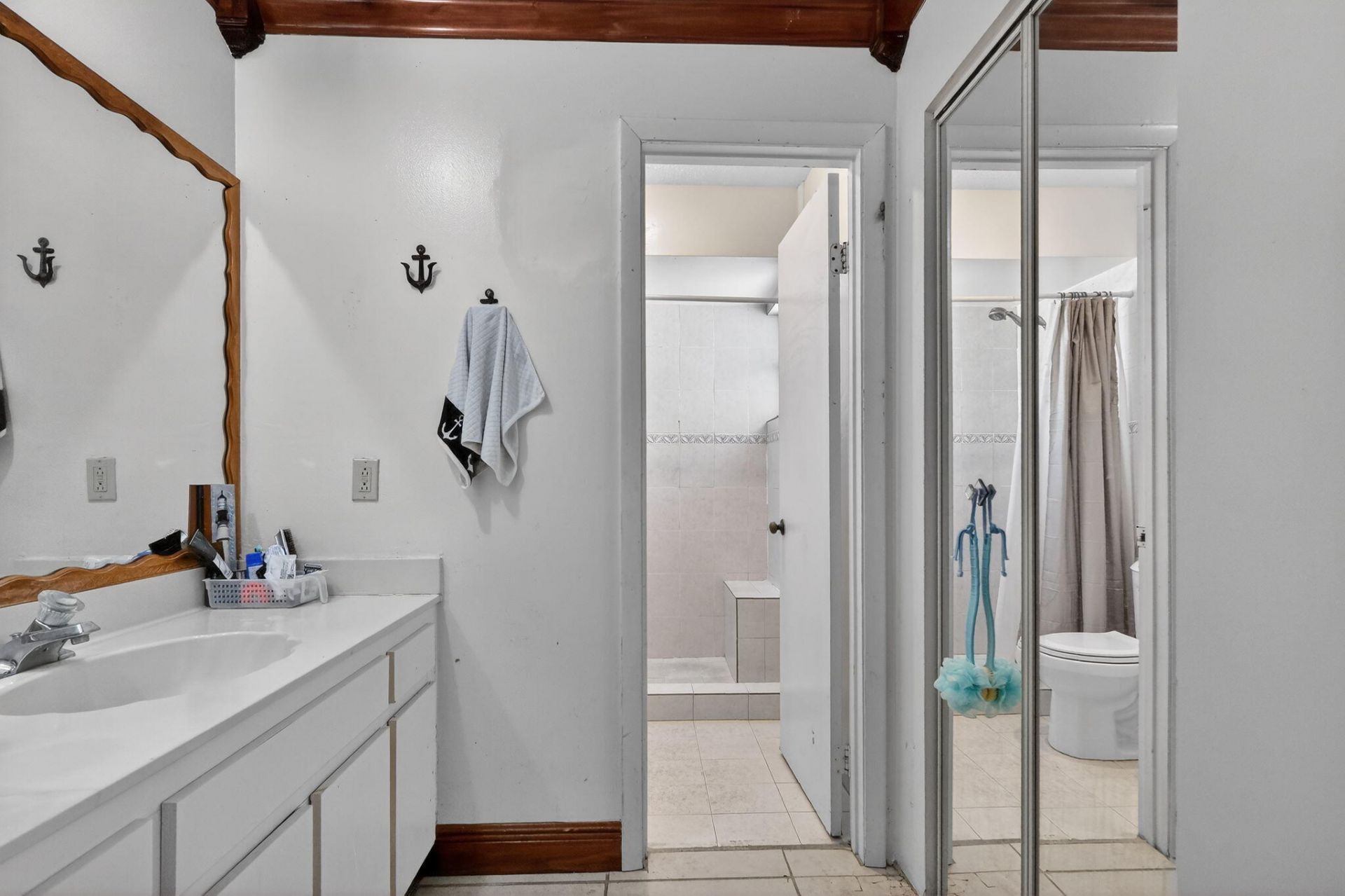 6171 NW 170th Lane, Hialeah, FL 33015 Photo
