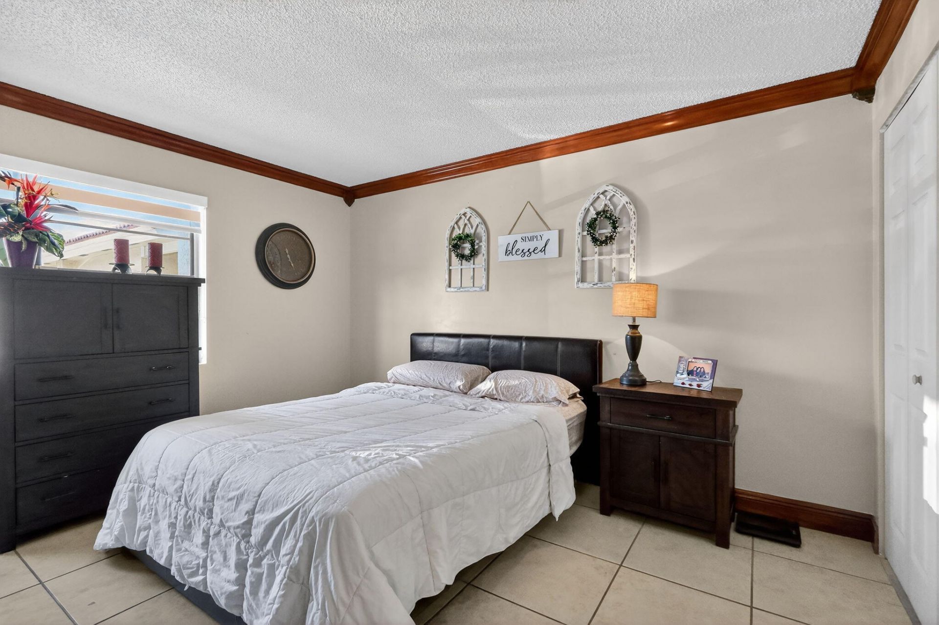 6171 NW 170th Lane, Hialeah, FL 33015 Photo