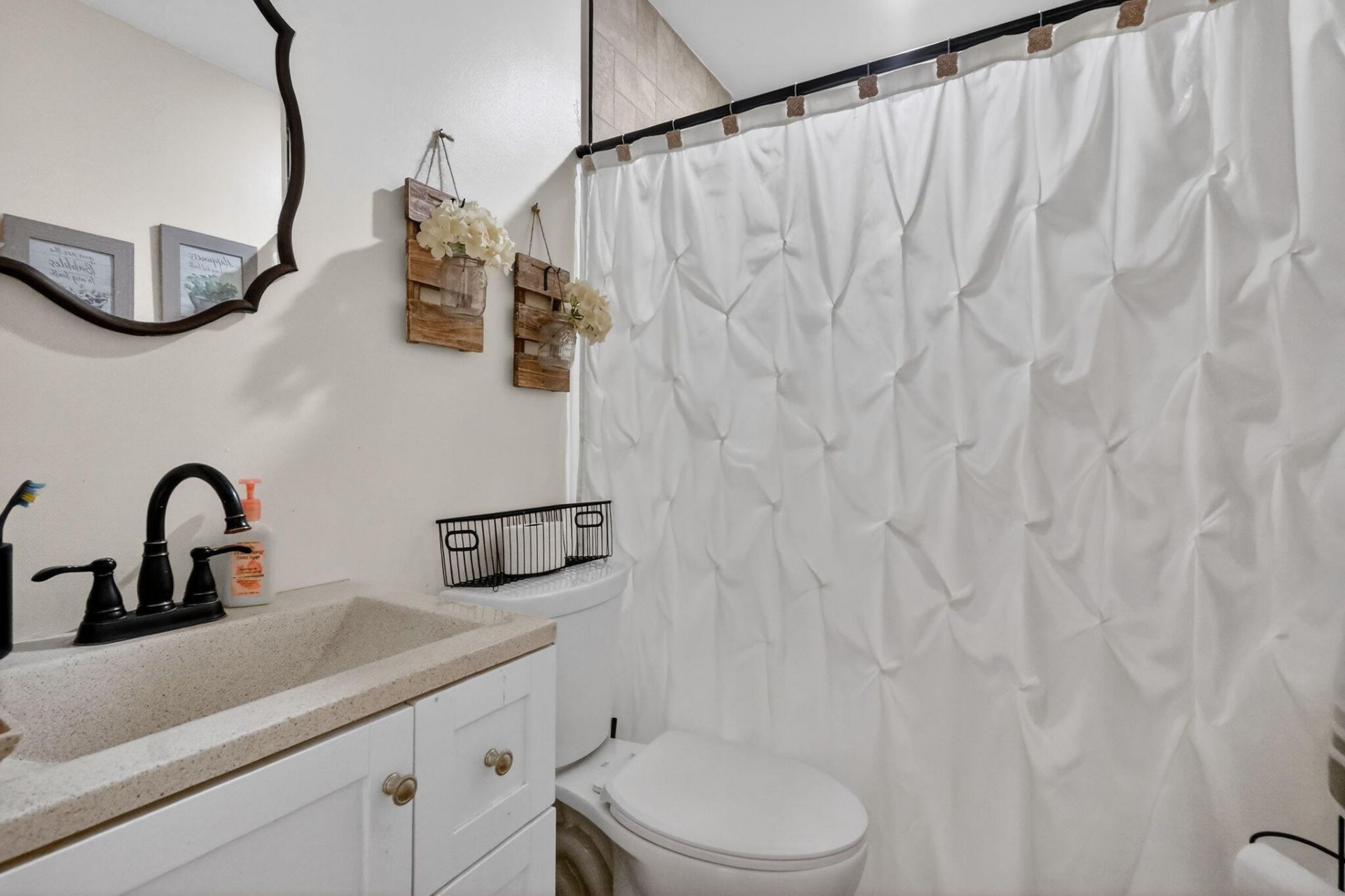 6171 NW 170th Lane, Hialeah, FL 33015 Photo