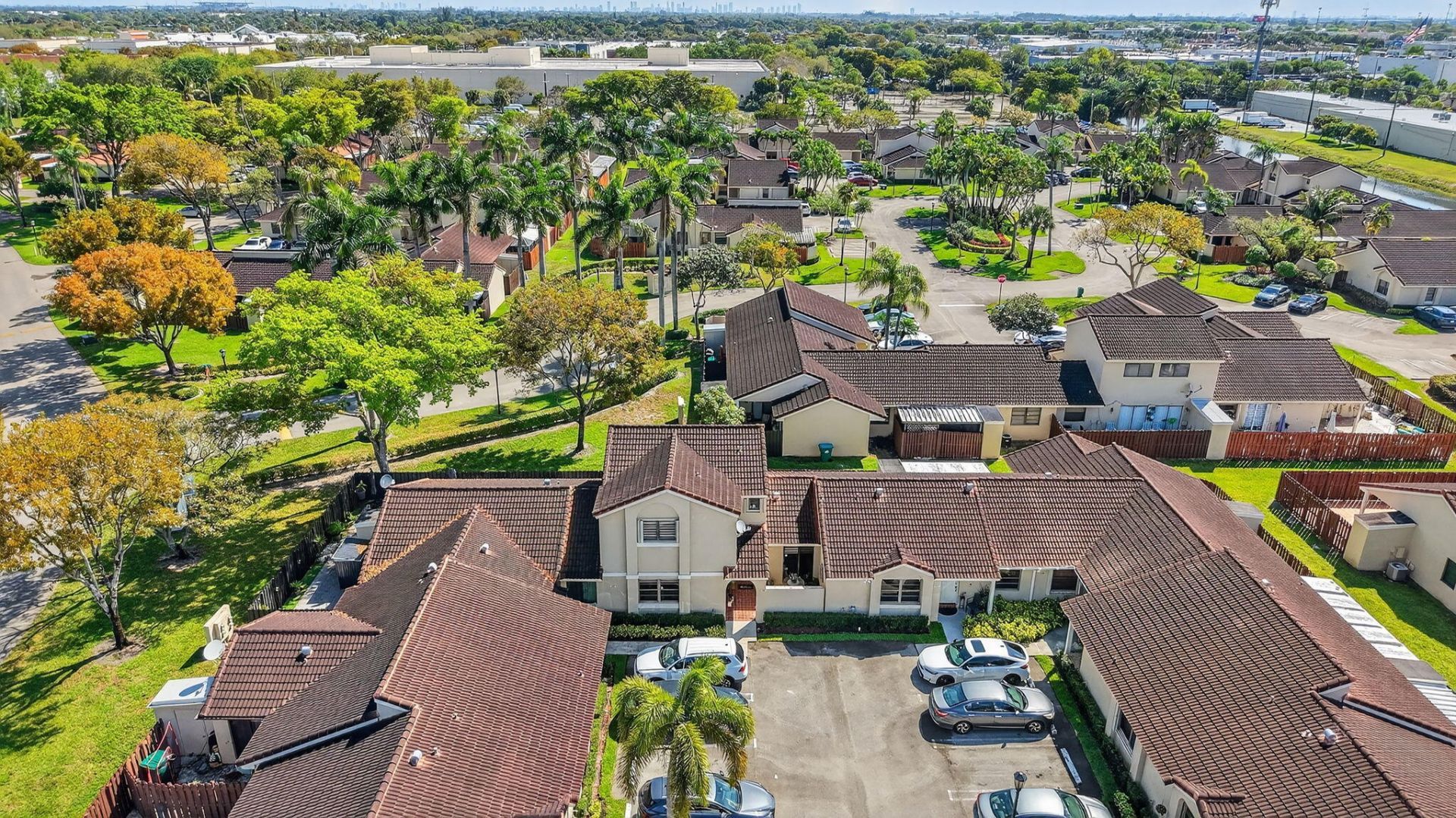 6171 NW 170th Lane, Hialeah, FL 33015 Photo