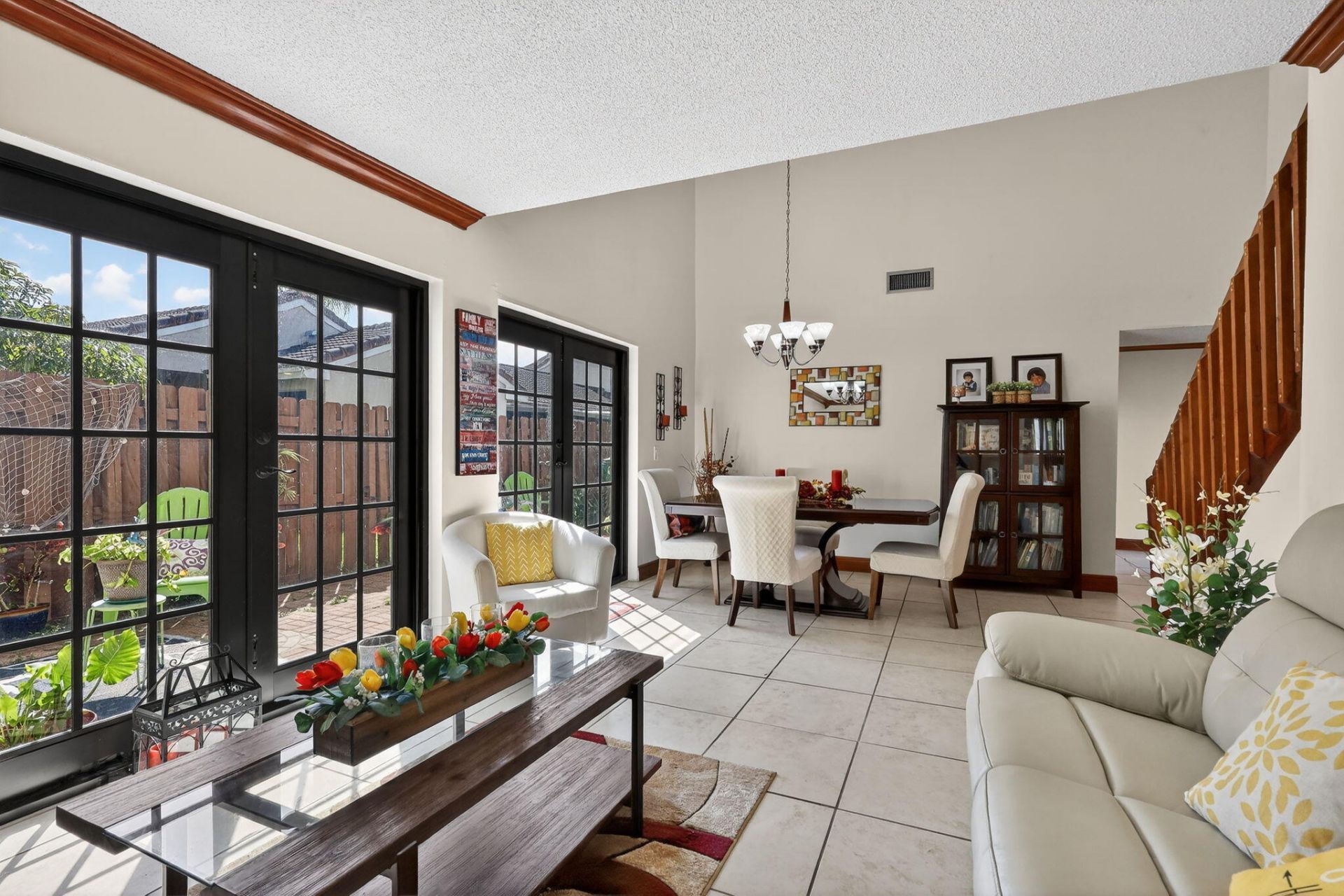 6171 NW 170th Lane, Hialeah, FL 33015 Photo