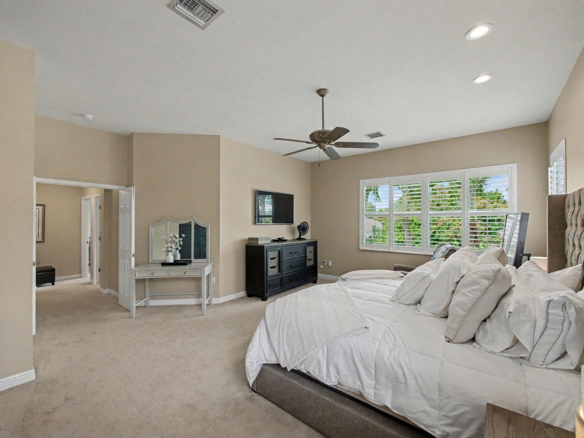 2052 Reston Circle, Royal Palm Beach, FL 33411 Photo