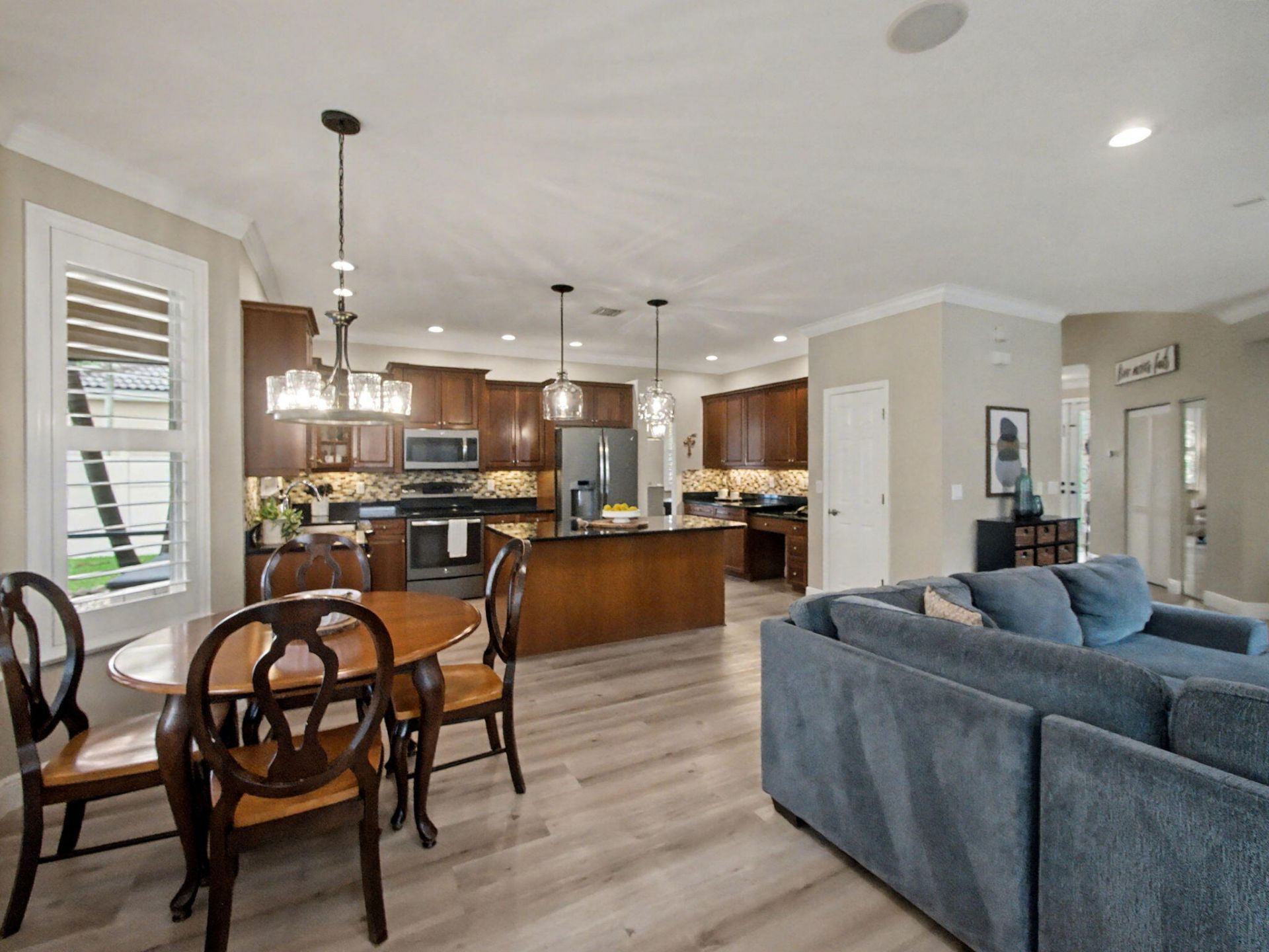 2052 Reston Circle, Royal Palm Beach, FL 33411 Photo