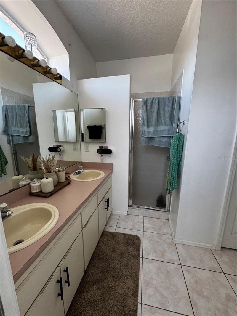 10130 Spring Hill Drive , Spring Hill, FL 34608 Photo