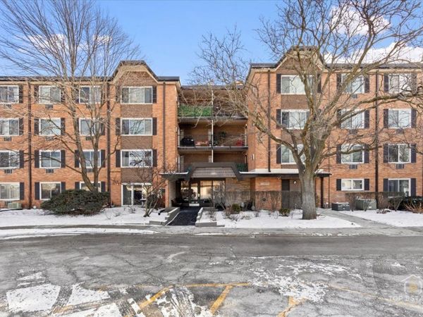 1107 S OLD WILKE Road , Unit 208, Arlington Heights, IL 60005