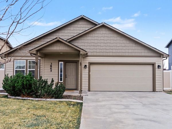 3865 S Windy Ridge Dr, Nampa, ID 83686