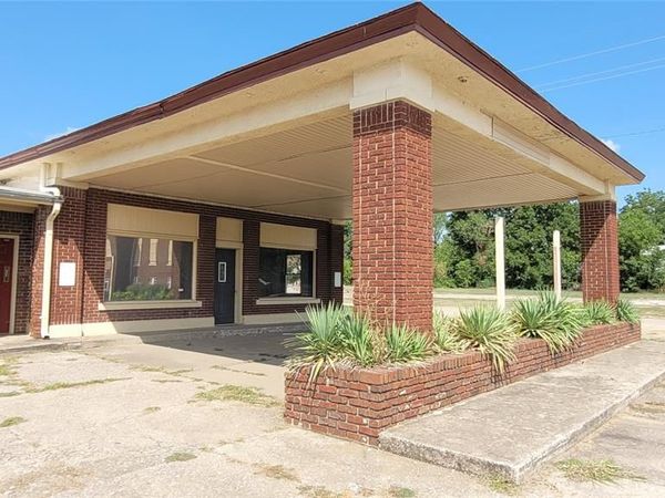 127 N 4th Street Street, Okemah, OK 74859