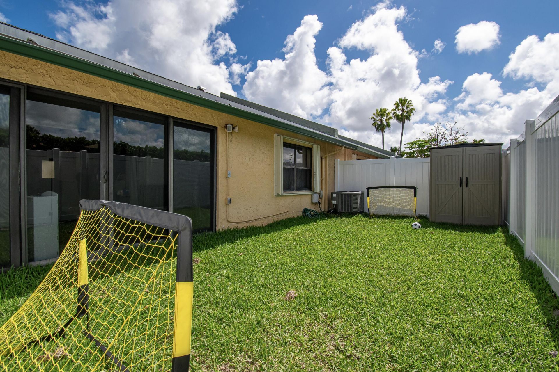 22163 Thomas Terrace, Boca Raton, FL 33433 Photo