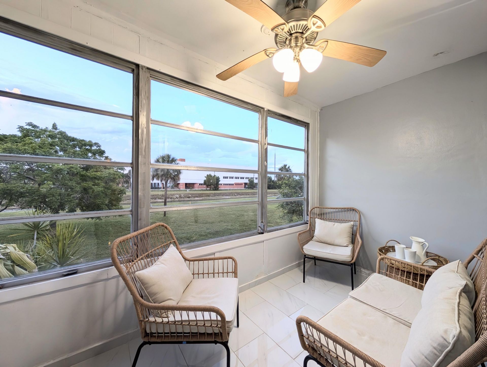 8021 Sunrise Lakes Drive N, Unit 203, Sunrise, FL 33322 Photo