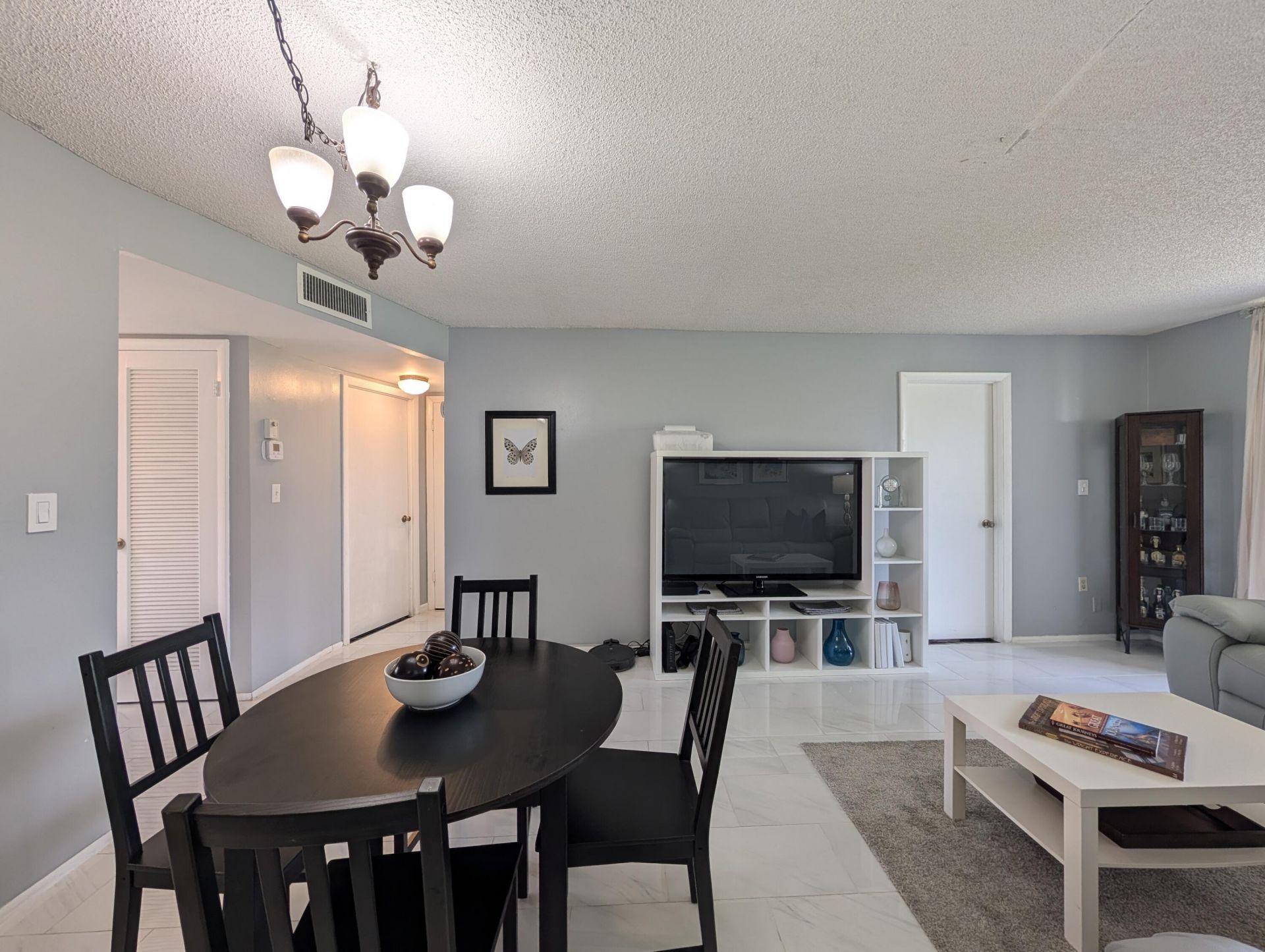 8021 Sunrise Lakes Drive N, Unit 203, Sunrise, FL 33322 Photo