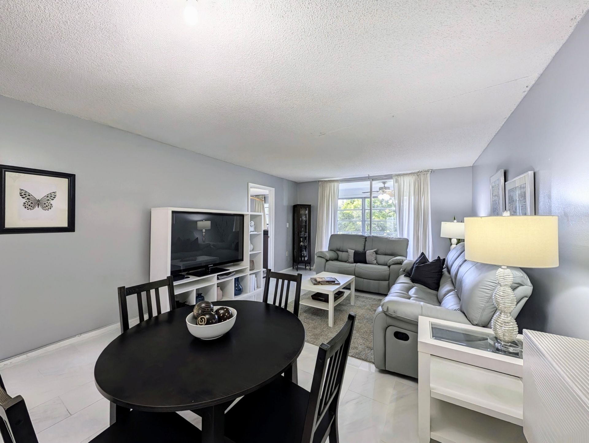 8021 Sunrise Lakes Drive N, Unit 203, Sunrise, FL 33322 Photo