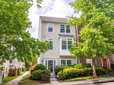 719 RAINIER RD , Charlottesville, VA 22903