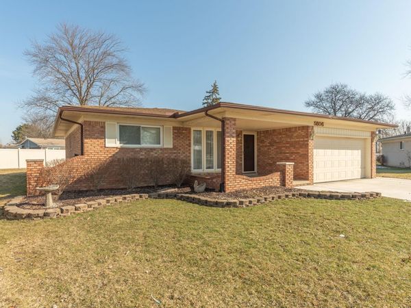 5806 Wedgewood Road, Canton, MI 48187