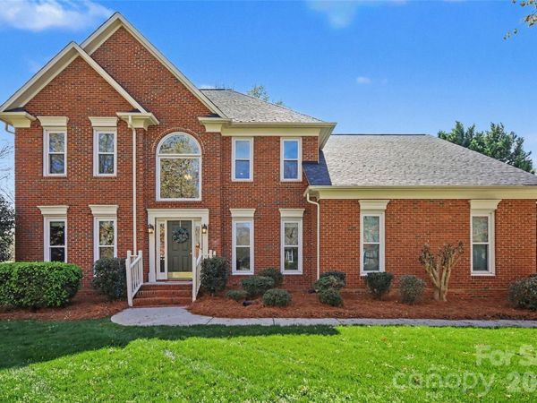 10825 Megwood Drive, Charlotte, NC 28277
