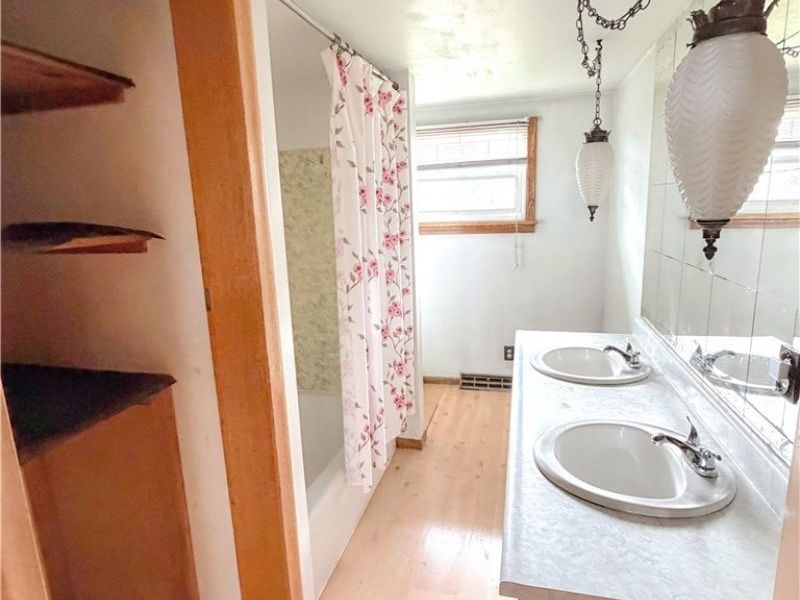 39 Emmett Way, Steubenville, OH 43952 Photo 12