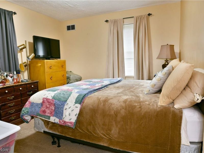 218 Upland Avenue, Youngstown, OH 44504 Photo 38