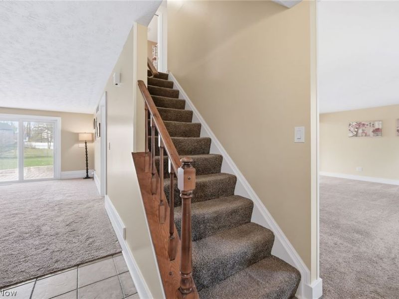 8984 Sherwood Drive NE, Warren, OH 44484 Photo 16