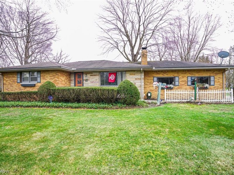 57 Gillian Lane, Boardman, OH 44511 Photo 3