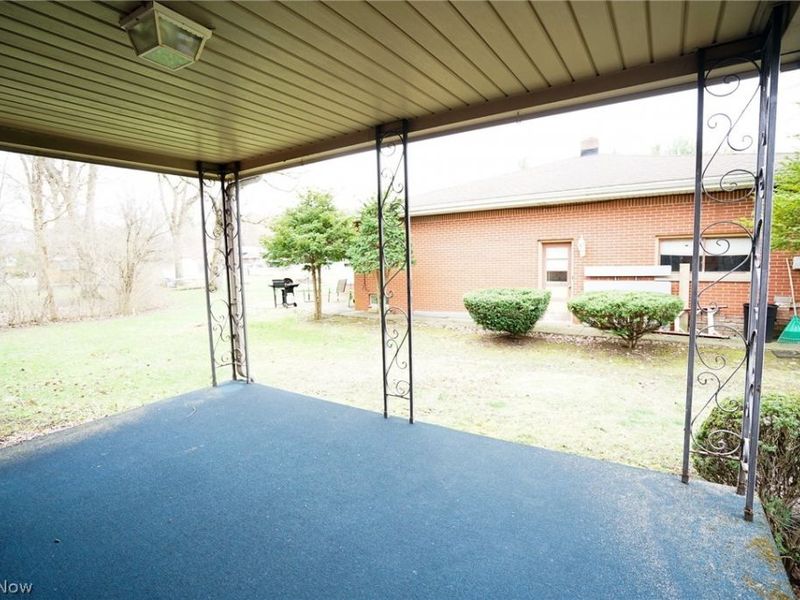 57 Gillian Lane, Boardman, OH 44511 Photo 5