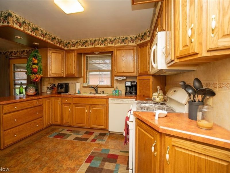 57 Gillian Lane, Boardman, OH 44511 Photo 7