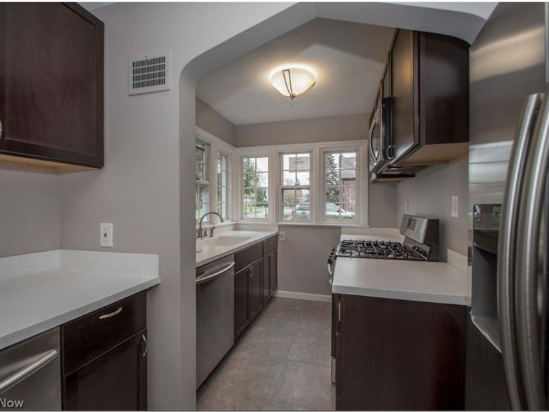 3540 Berkeley Road, Cleveland Heights, OH 44118 Photo 12