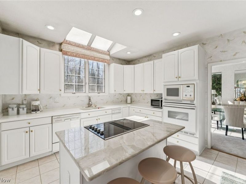 32341 Regency Court, Avon Lake, OH 44012 Photo 17