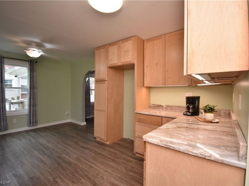 239 Princeton Avenue, Hubbard, OH 44425 Photo 14