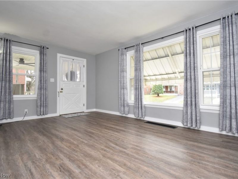 239 Princeton Avenue, Hubbard, OH 44425 Photo 8