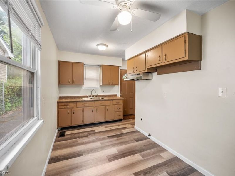 3808 E 142nd Street, Cleveland, OH 44128 Photo 7