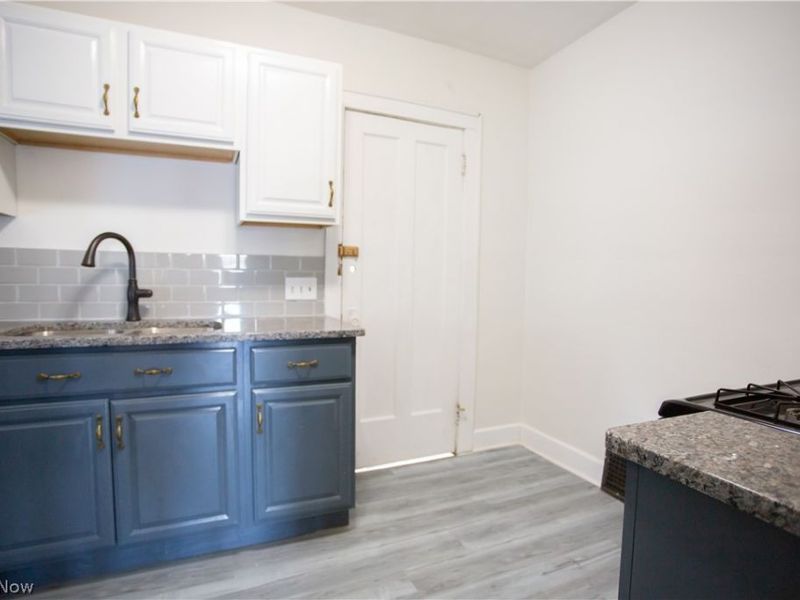 18014 Harland Avenue, Cleveland, OH 44119 Photo 19