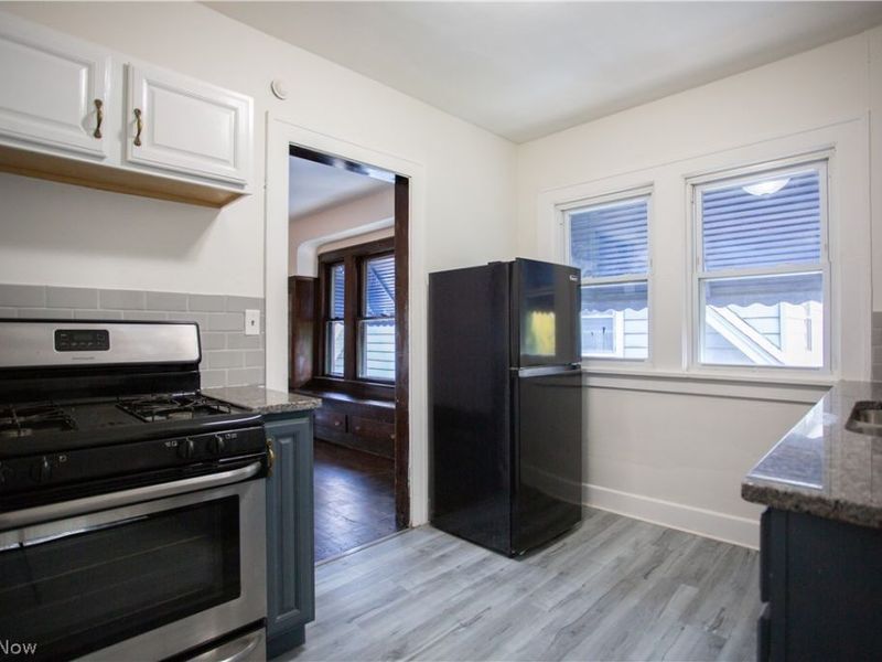 18014 Harland Avenue, Cleveland, OH 44119 Photo 20