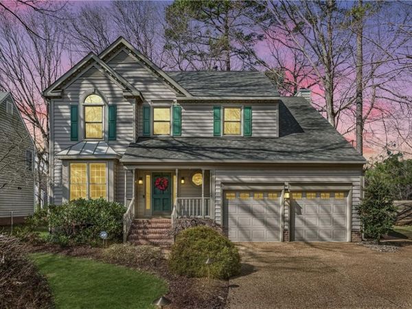 305 Hollingsworth Court , Yorktown, VA 23693