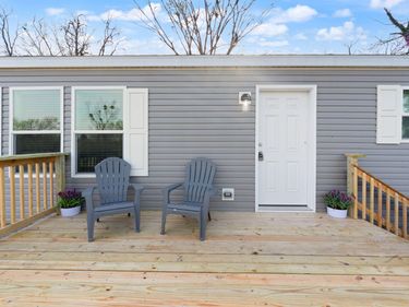 42 Furlong Avenue, Burnside, KY 42519