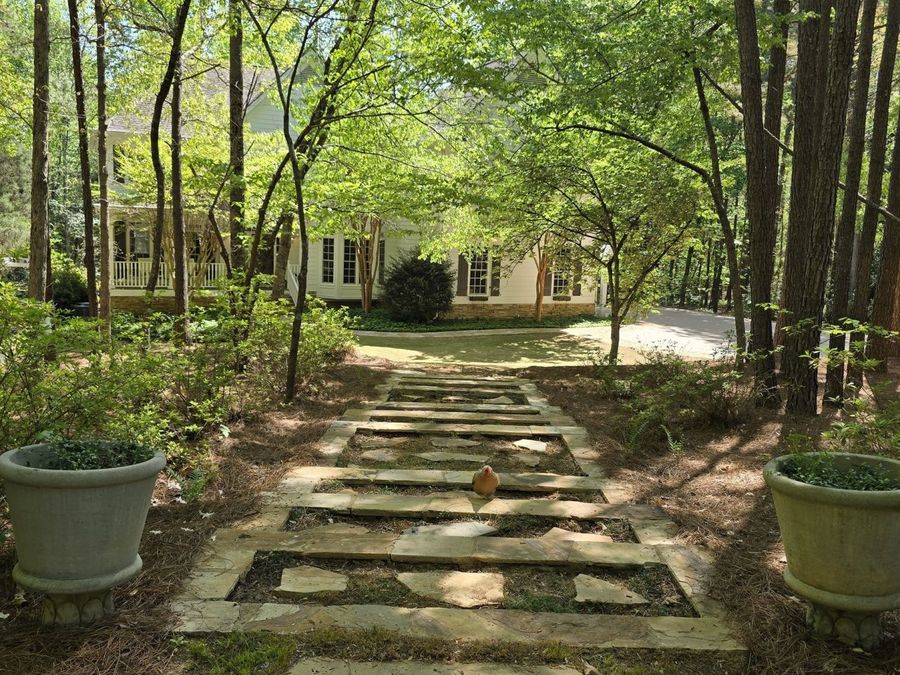 Property Image 100