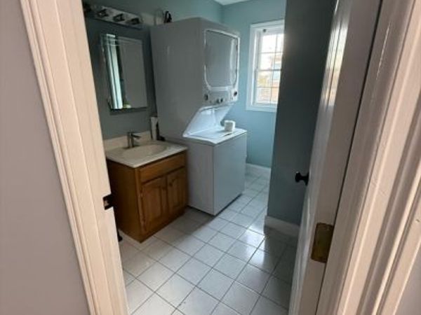 610 Washington Ave, Unit 1, Revere, MA 02151