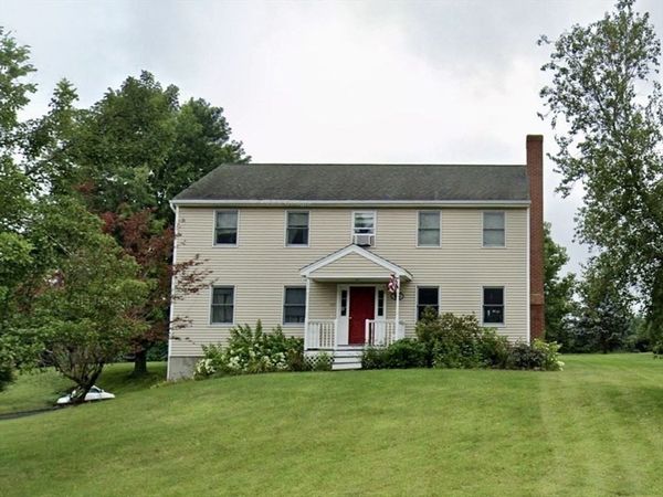 111 General Hobbs Rd, Holden, MA 01522