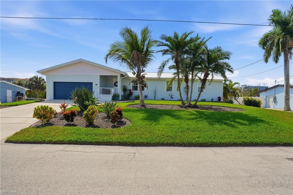 26 Fairview Blvd, Fort Myers Beach, FL 33931 Photo