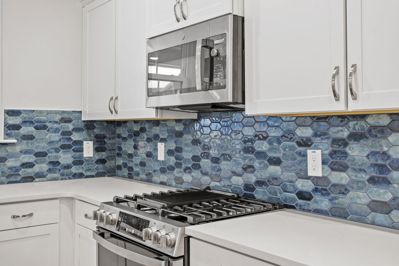 76 Crosswick Street Photo 16