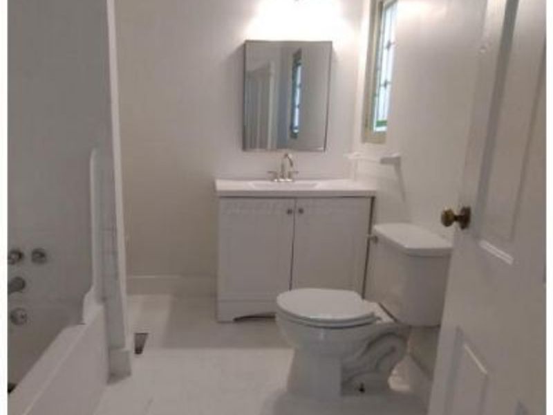 217 W Hubbard Avenue, Columbus, OH 43215 Photo 7