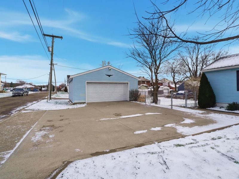 1403 E Chestnut Street, Lancaster, OH 43130 Photo 5