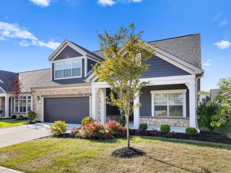 496 Garden Gate Lane, Lewis Center, OH 43035 Photo 3