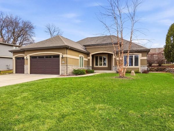 N27W27075 Woodland DRIVE, Pewaukee, WI 53072