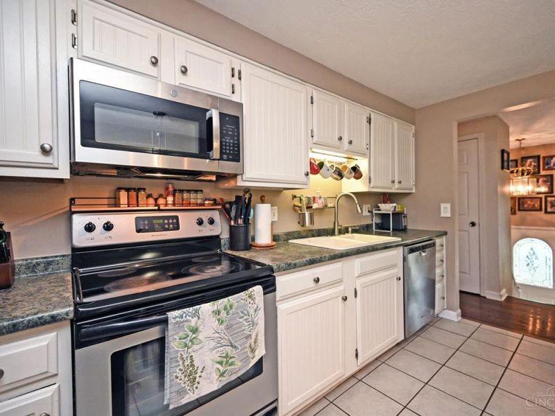 2590 Hunt Road, Reading, OH 45236 Photo 20