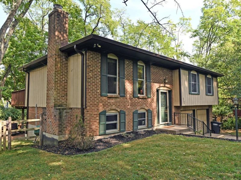 2590 Hunt Road, Reading, OH 45236 Photo 4