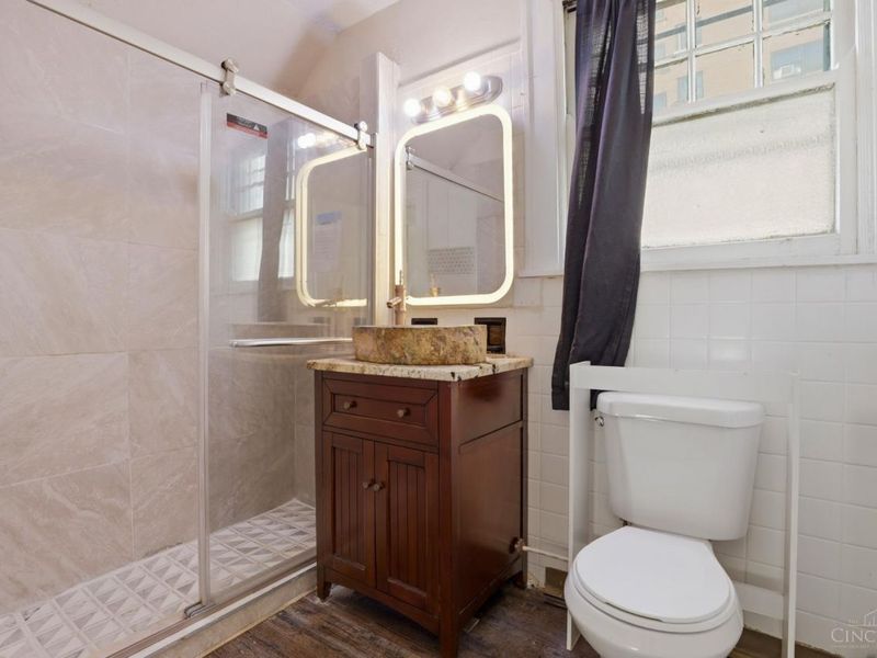 810 S Fred Shuttlesworth Circle, Cincinnati, OH 45229 Photo 21