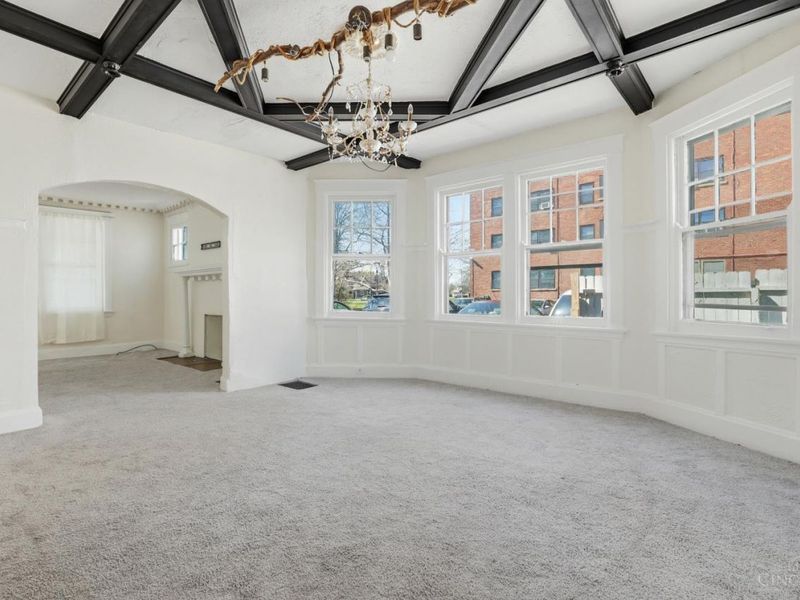 810 S Fred Shuttlesworth Circle, Cincinnati, OH 45229 Photo 8